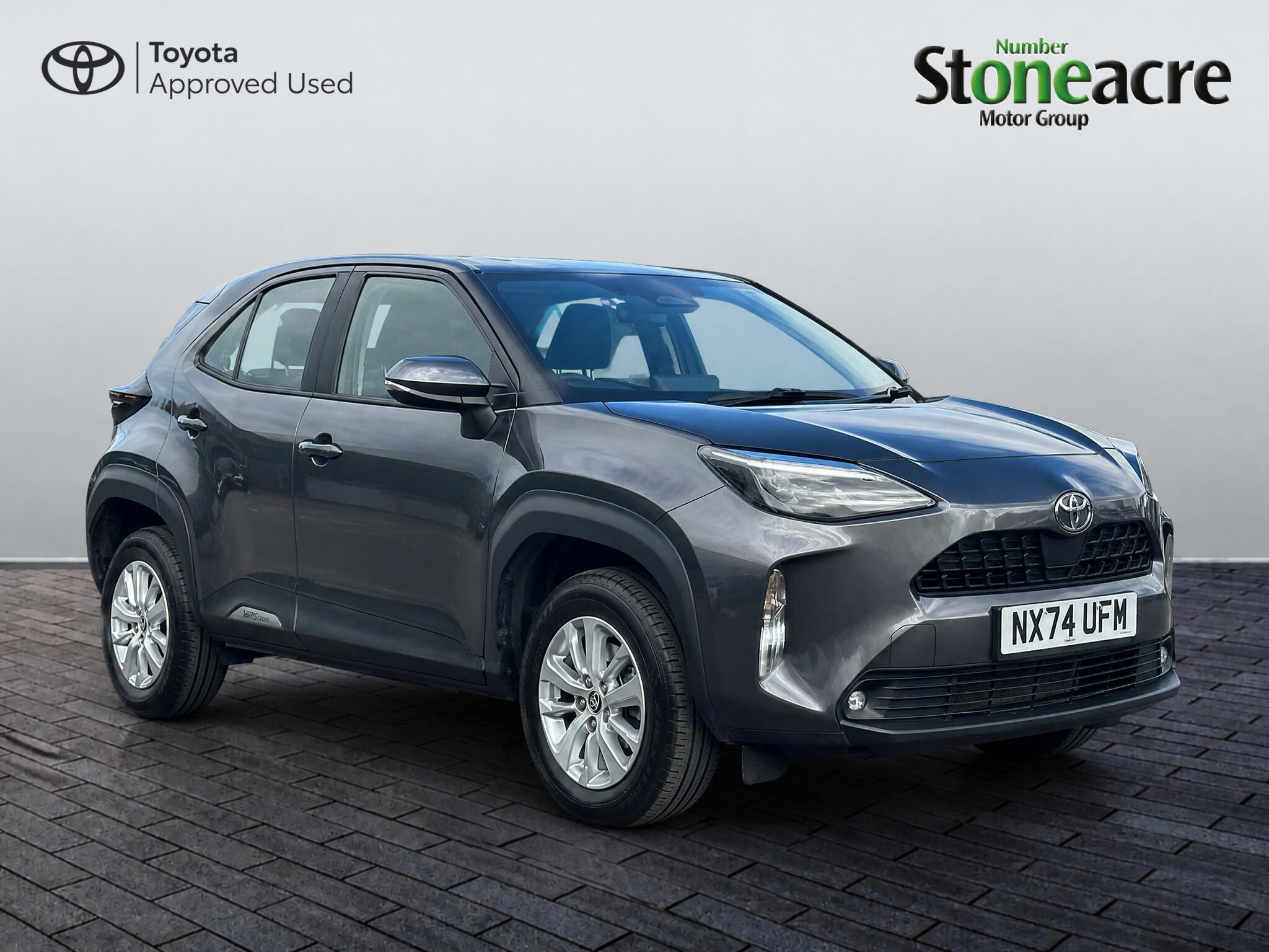 Main listing image - Toyota Yaris Cross