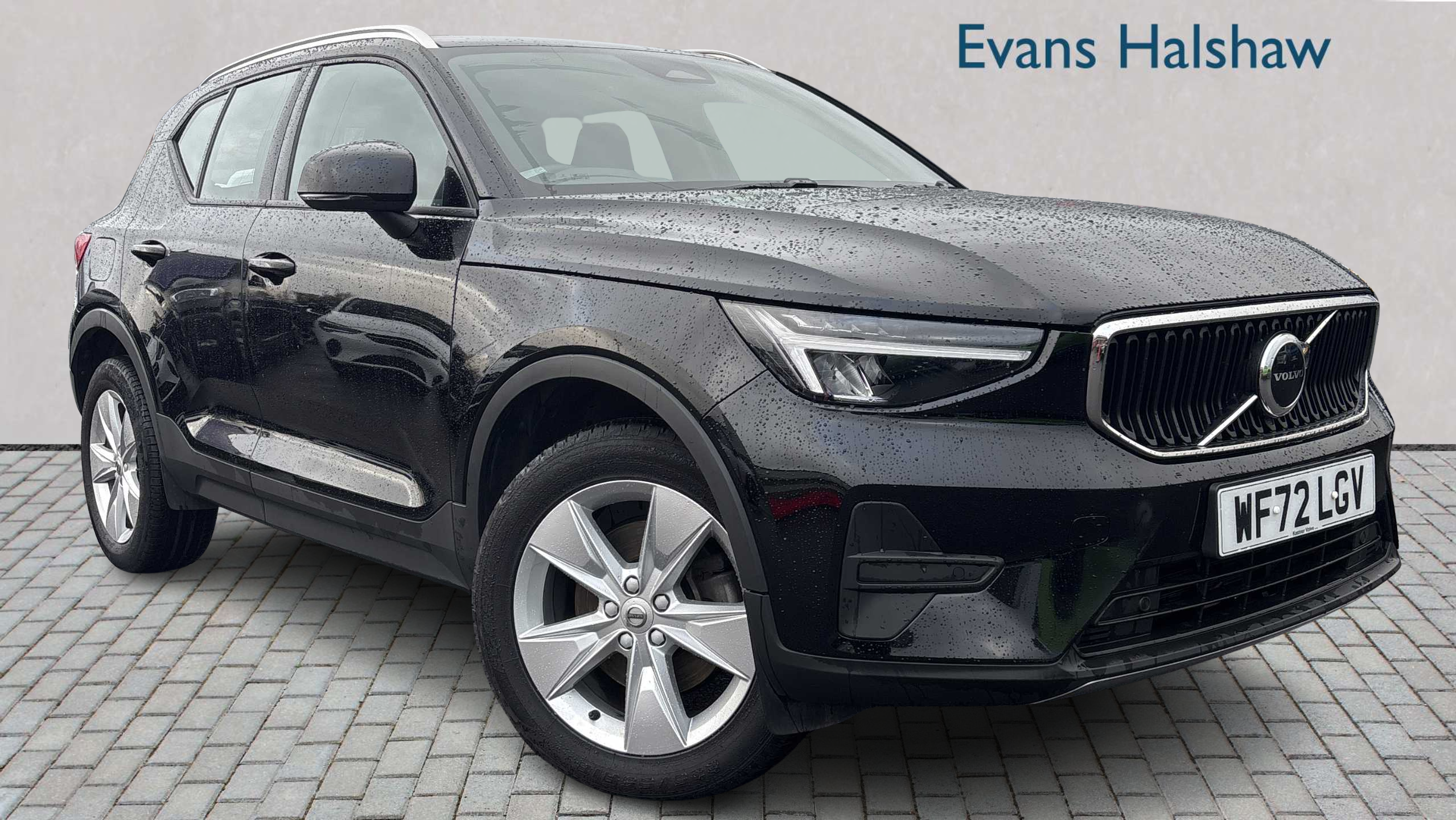 Main listing image - Volvo XC40