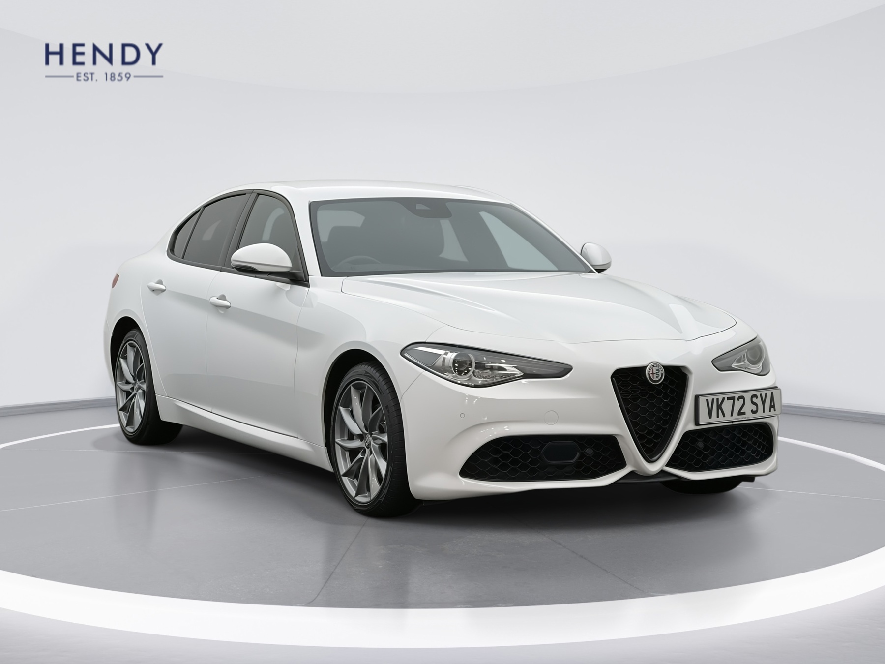Main listing image - Alfa Romeo Giulia