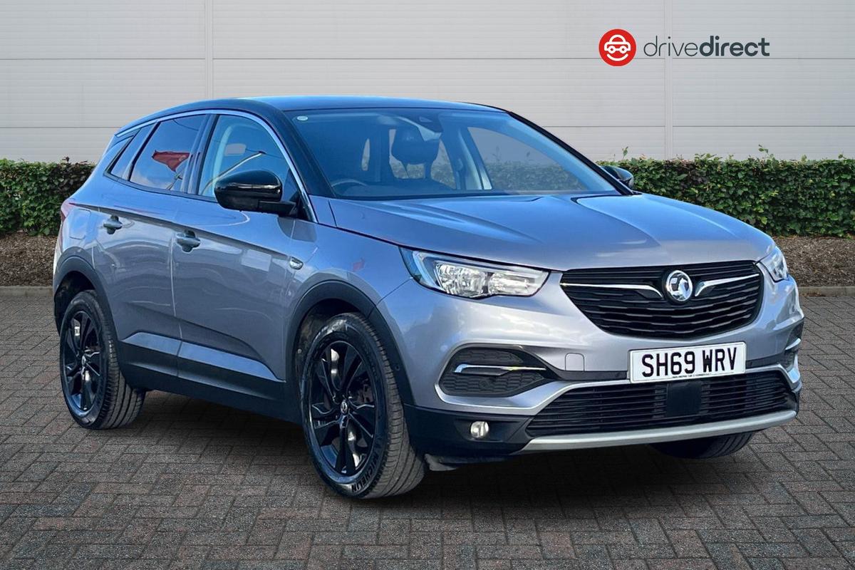 Main listing image - Vauxhall Grandland X