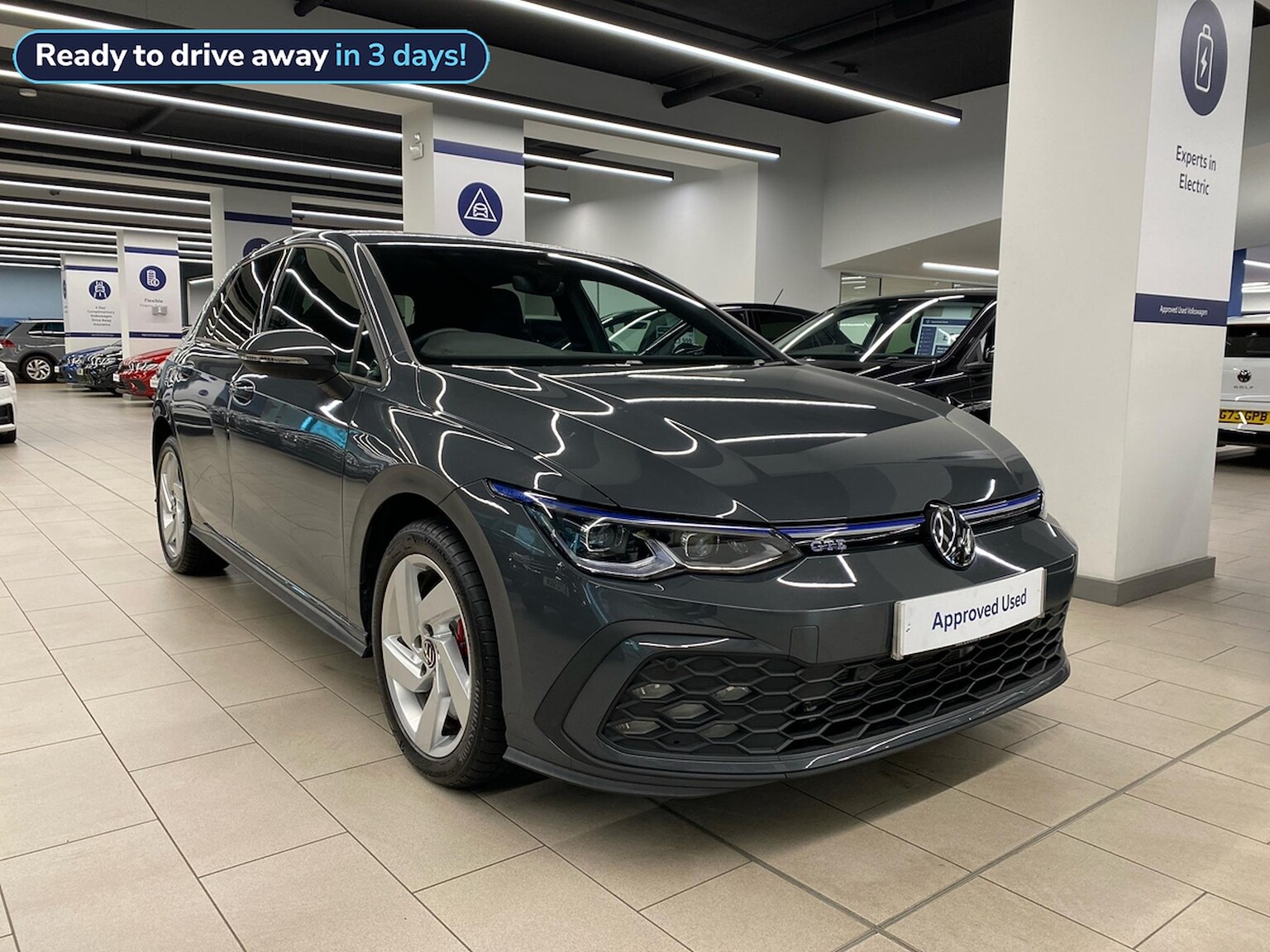 Main listing image - Volkswagen Golf GTE