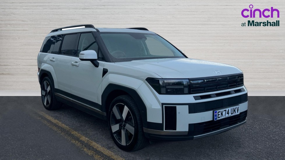 Main listing image - Hyundai Santa Fe