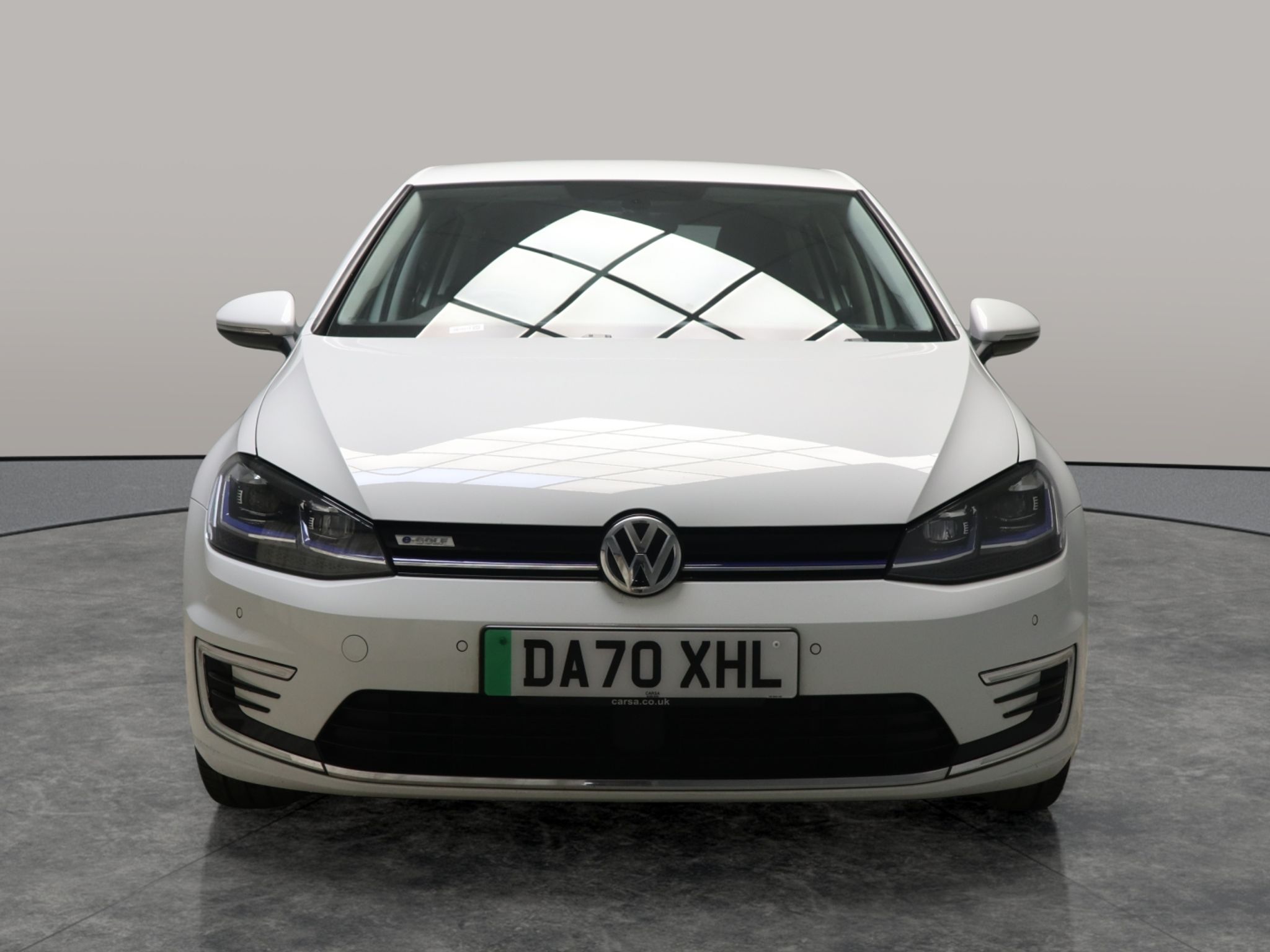 Main listing image - Volkswagen e-Golf