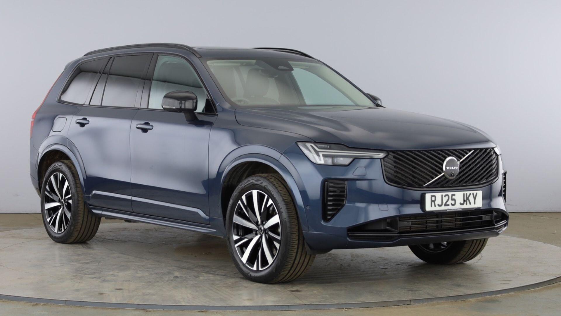 Main listing image - Volvo XC90