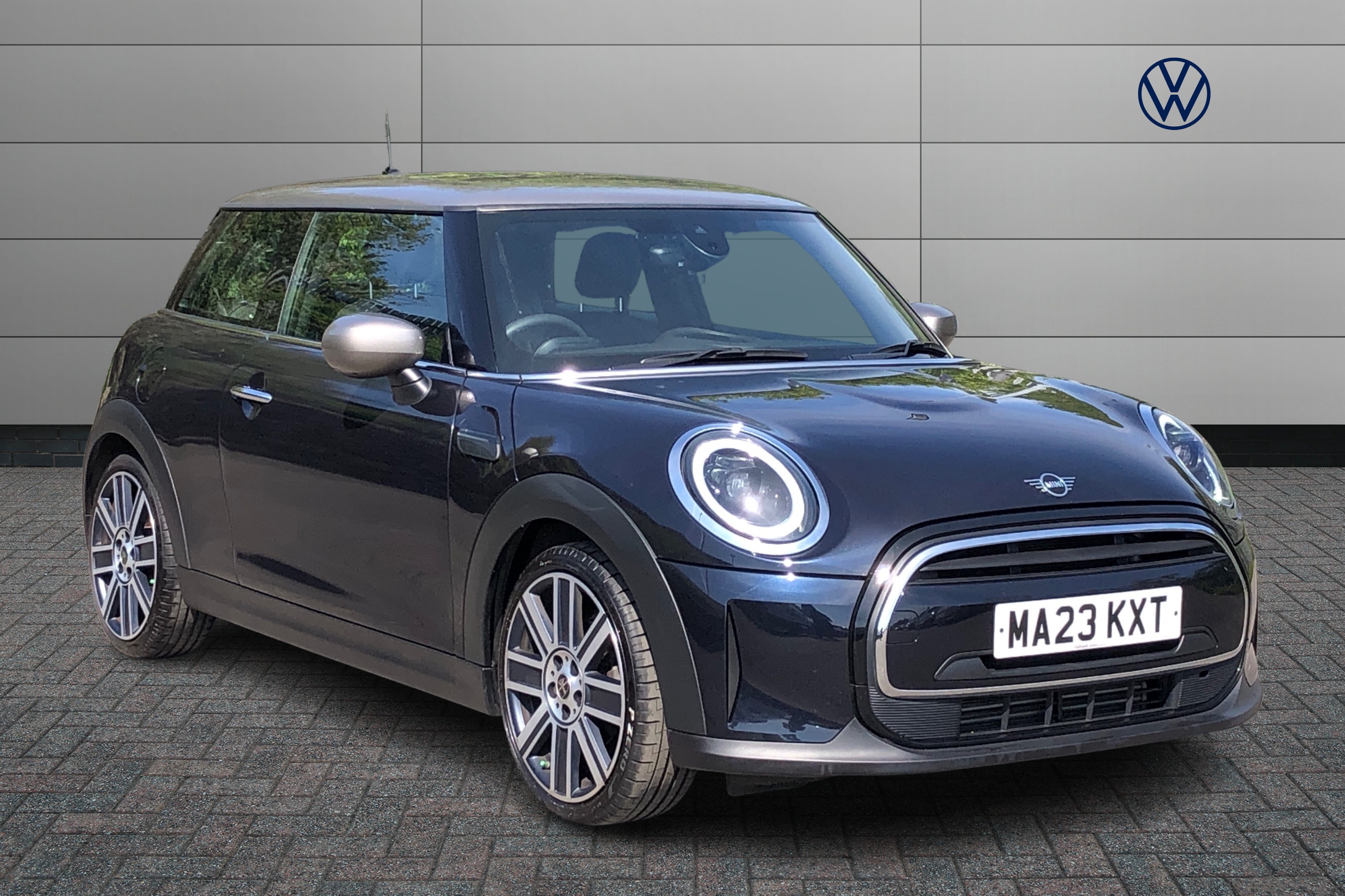 Main listing image - MINI Hatchback