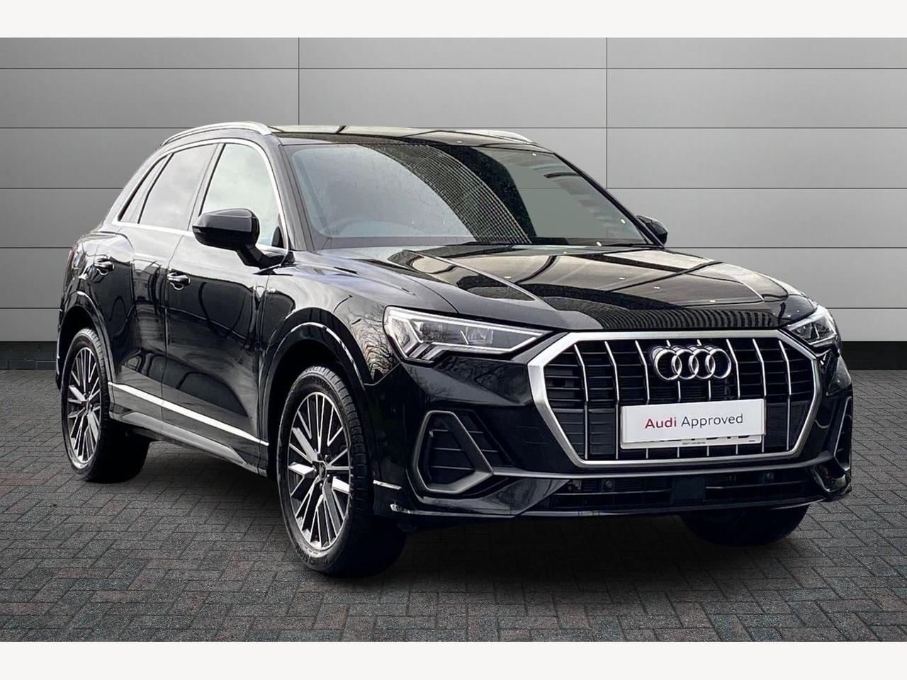 Main listing image - Audi Q3