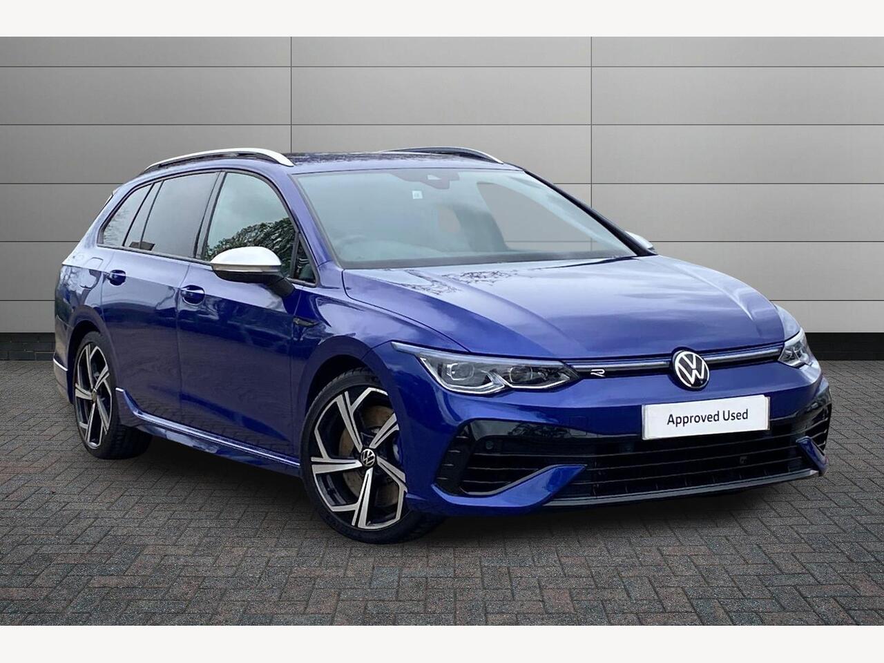 Main listing image - Volkswagen Golf Estate