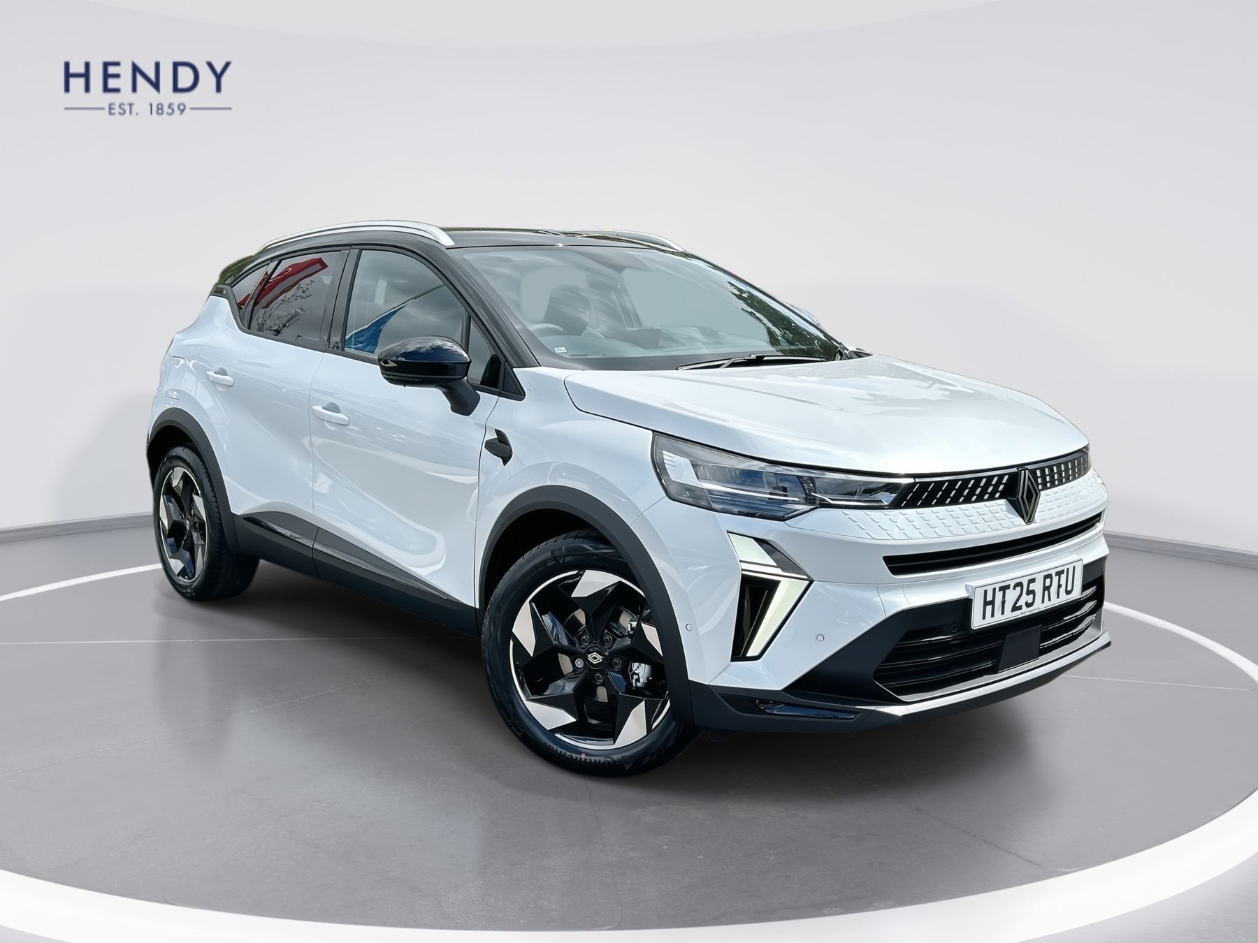 Main listing image - Renault Captur