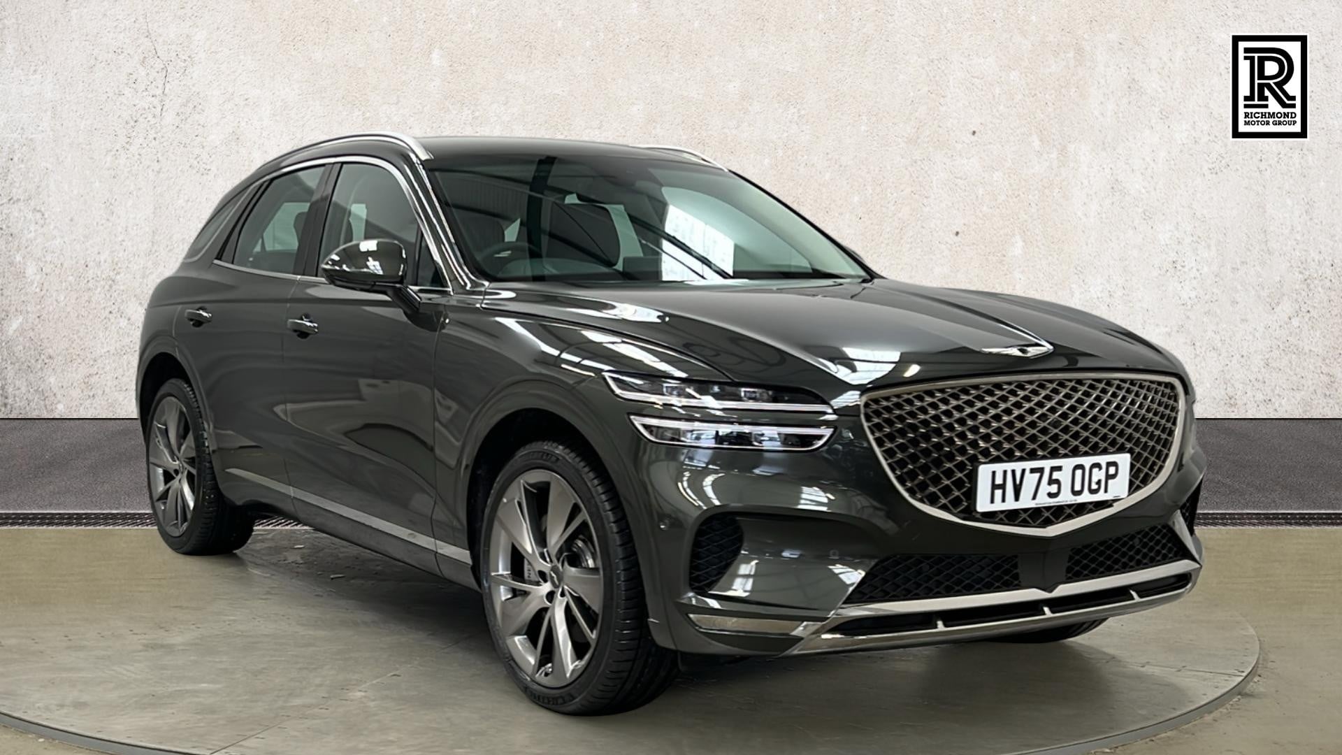 Main listing image - Genesis Gv70