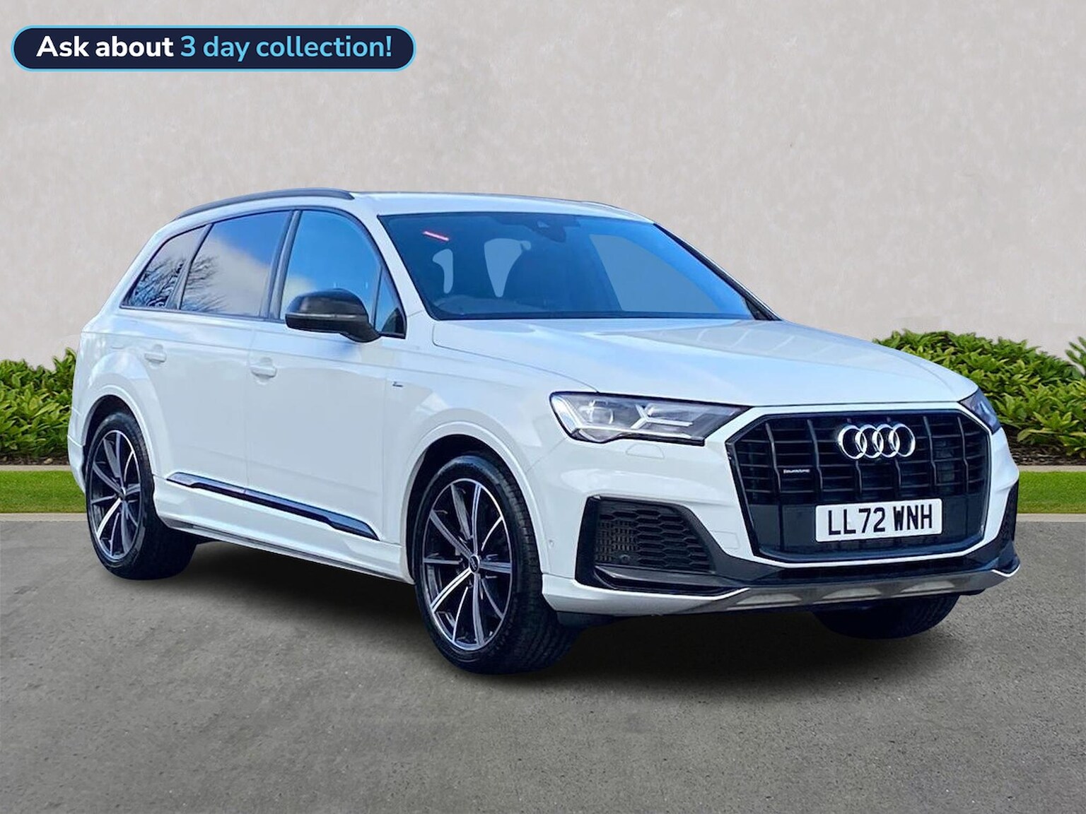 Main listing image - Audi Q7