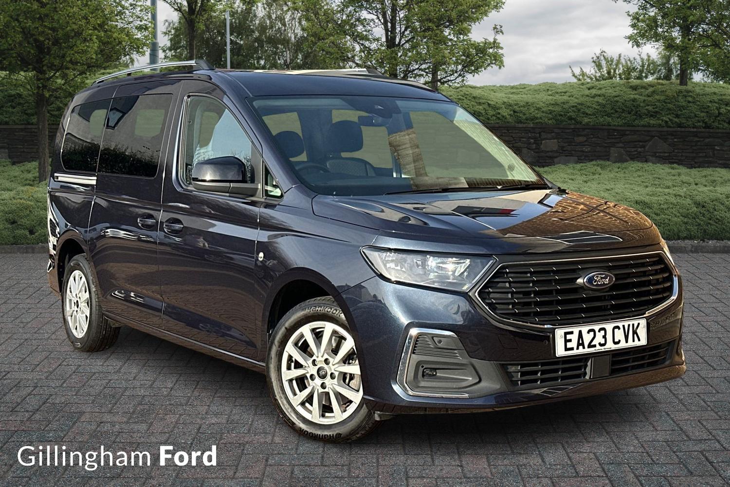 Main listing image - Ford Tourneo Connect