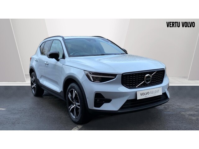 Main listing image - Volvo XC40