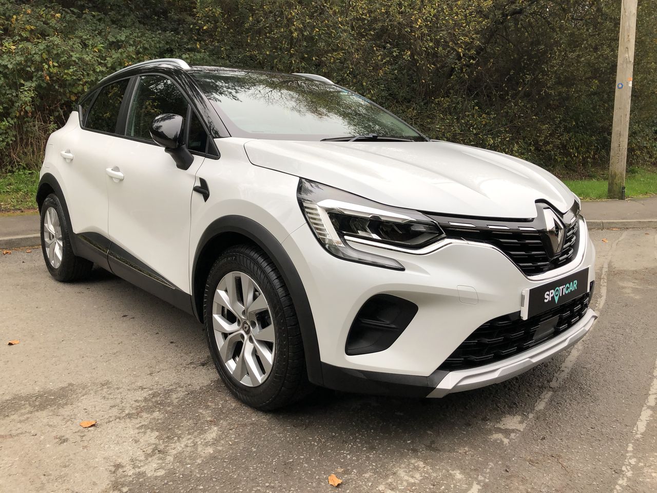 Main listing image - Renault Captur