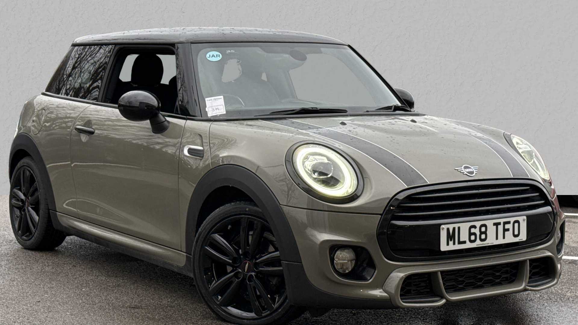 Main listing image - MINI Hatchback