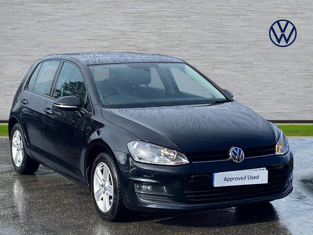 Main listing image - Volkswagen Golf