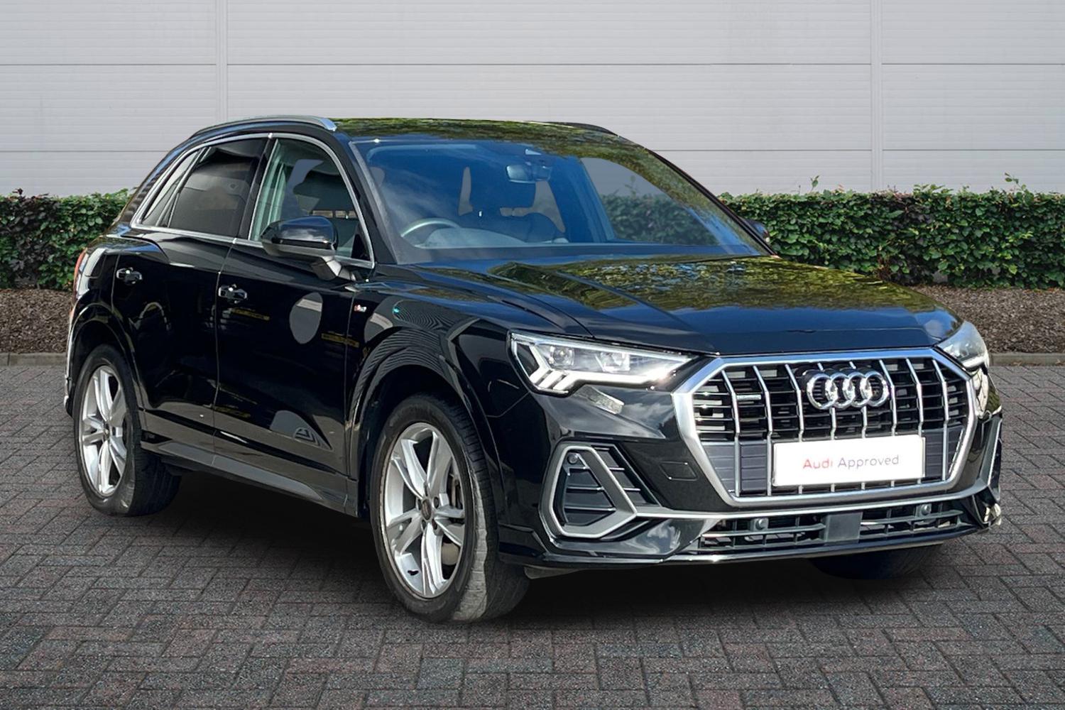 Main listing image - Audi Q3