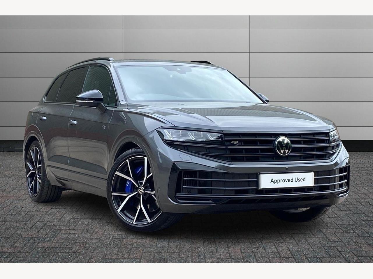 Main listing image - Volkswagen Touareg