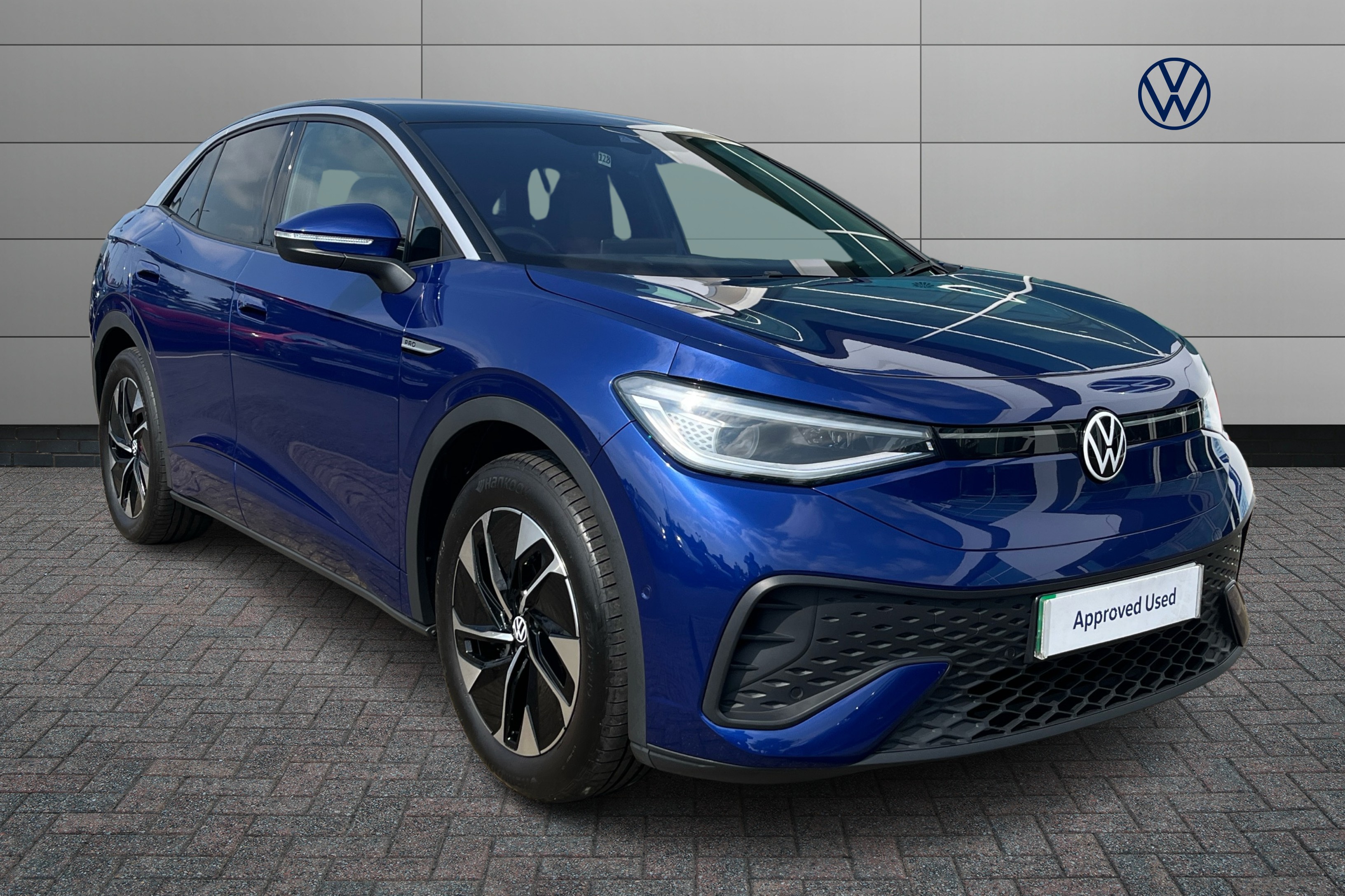 Main listing image - Volkswagen ID.5