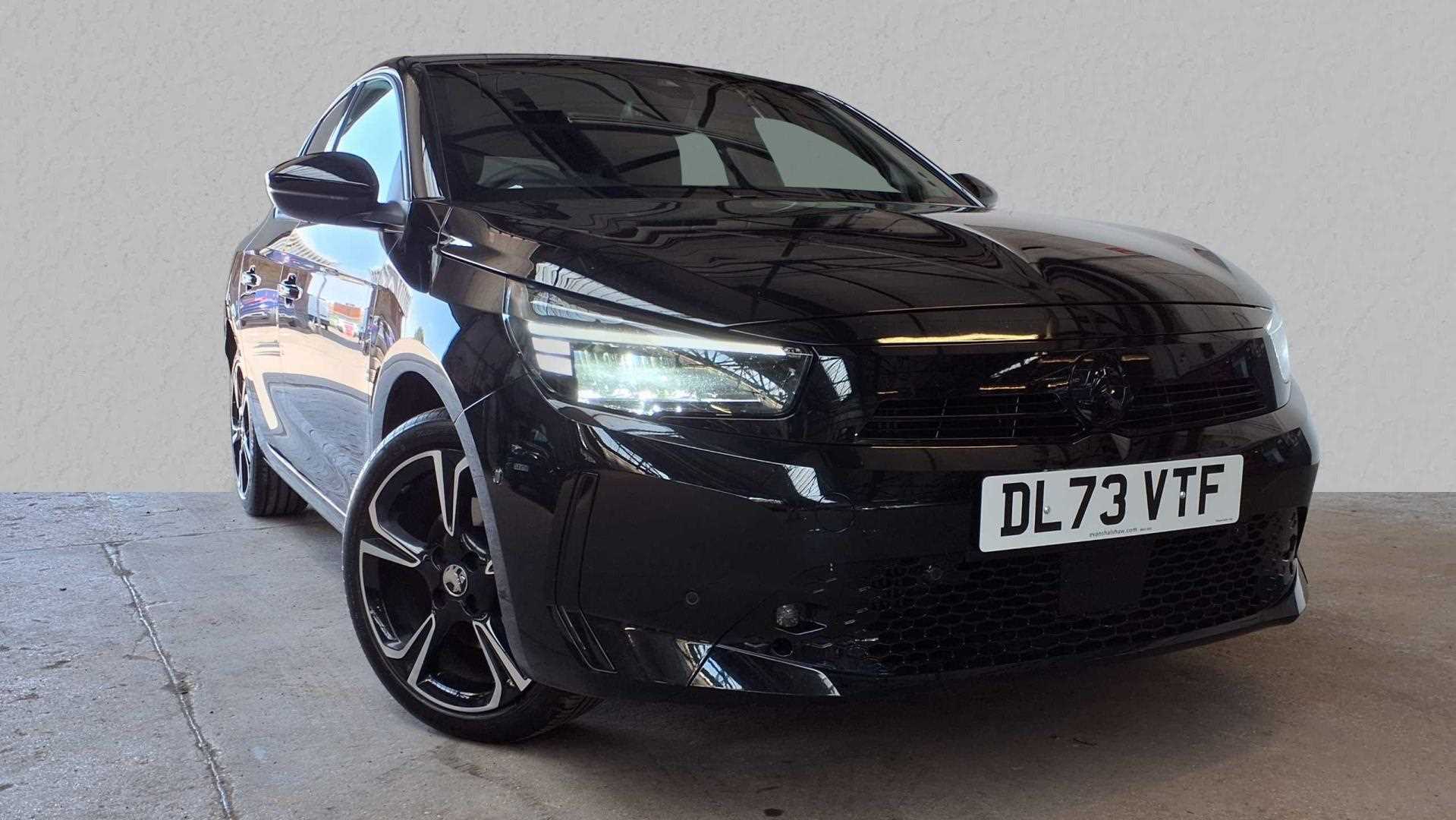 Main listing image - Vauxhall Corsa