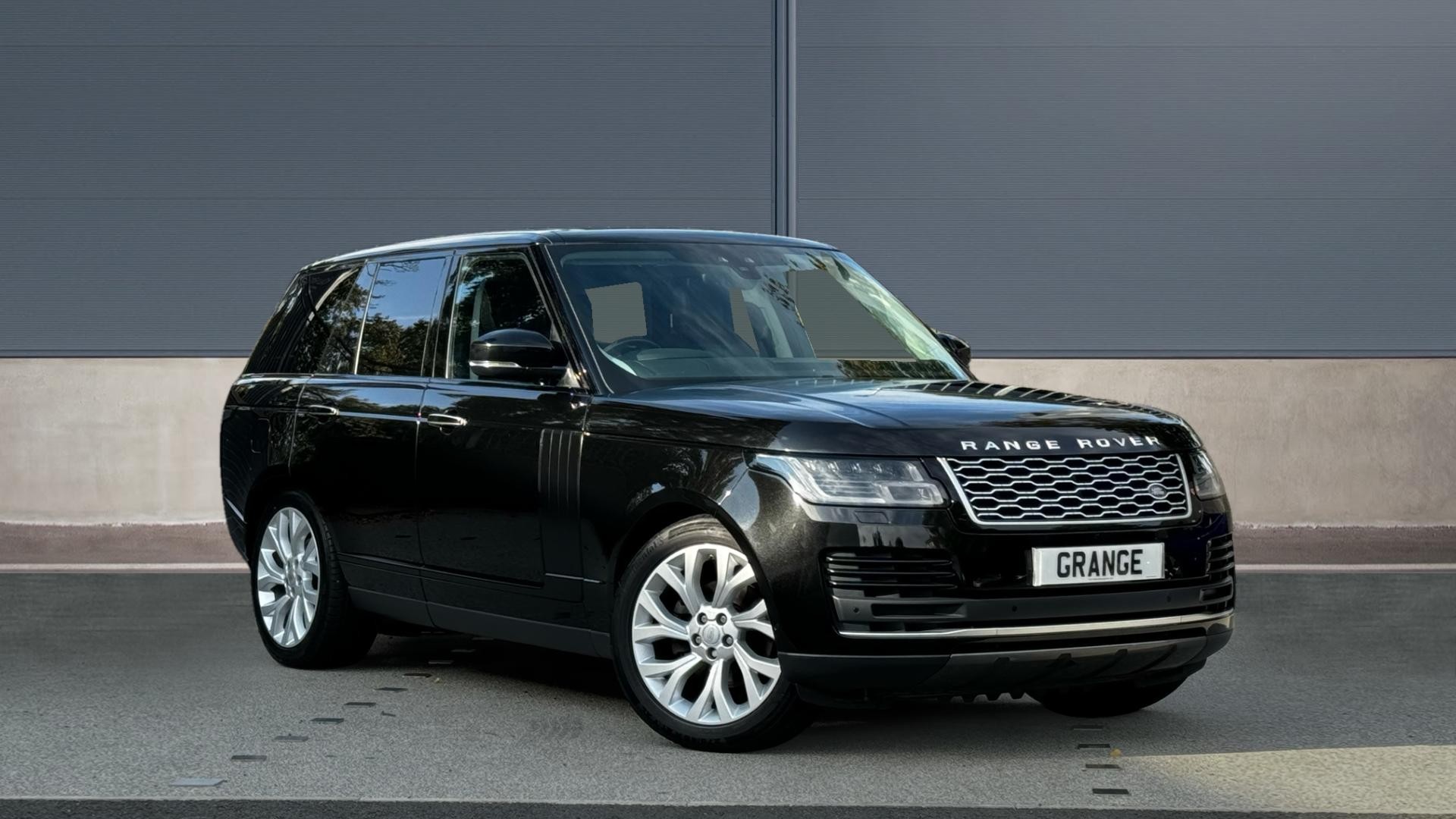 Main listing image - Land Rover Range Rover