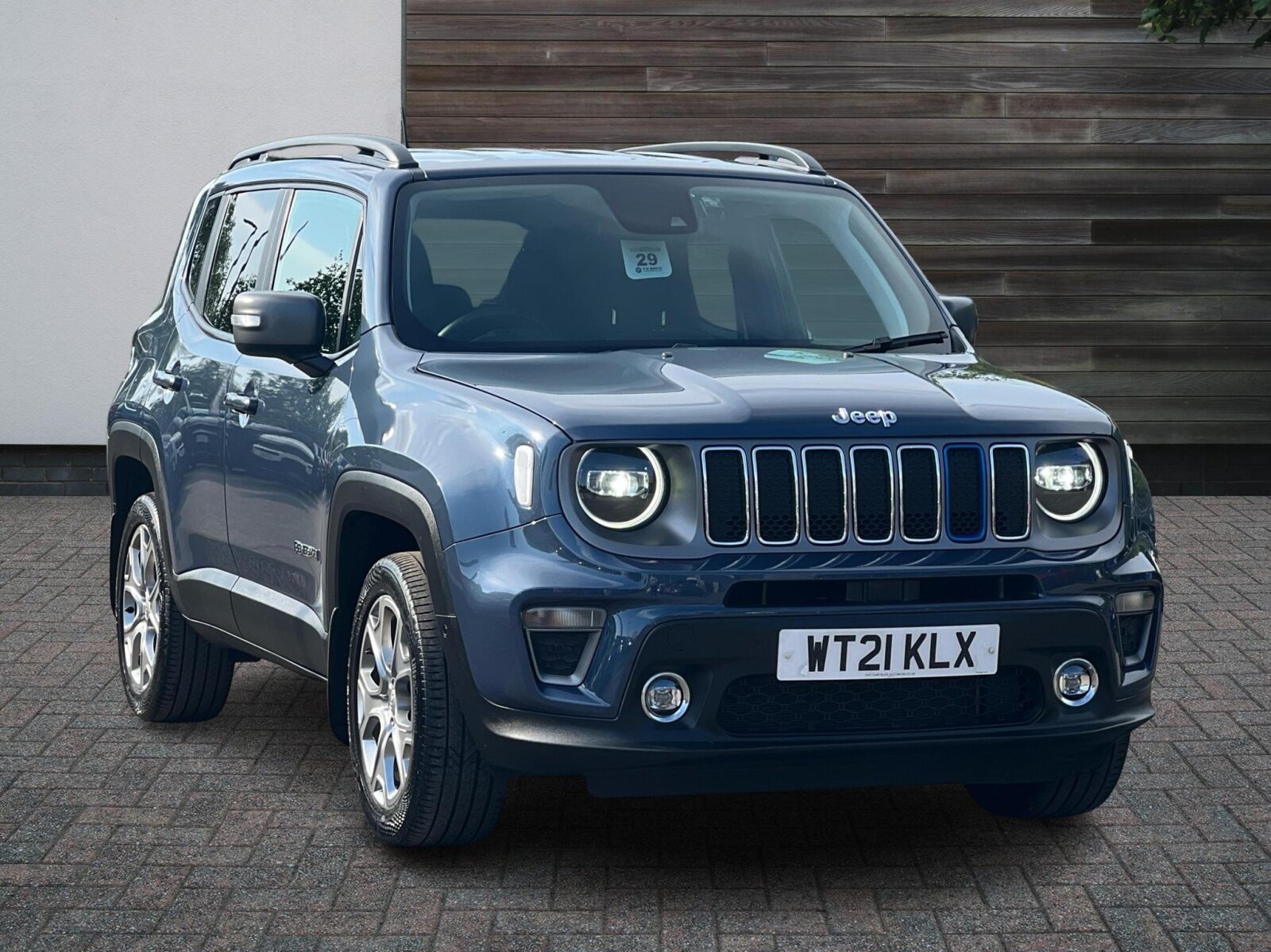 Main listing image - Jeep Renegade