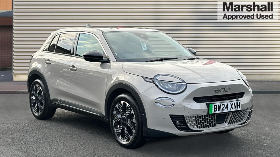 Main listing image - Fiat 600 Electric