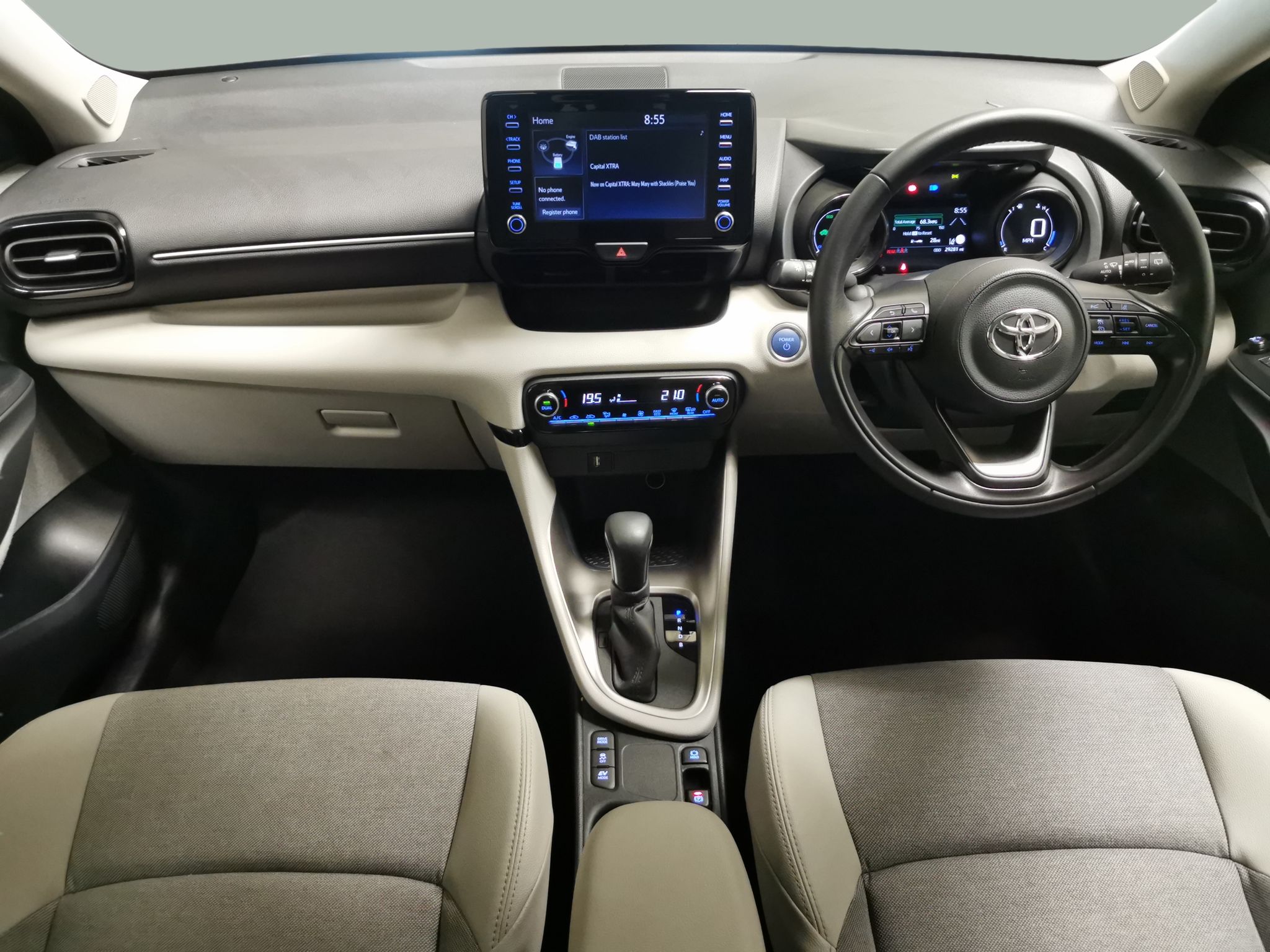 Main listing image - Toyota Yaris