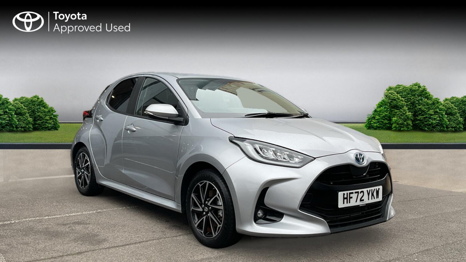 Main listing image - Toyota Yaris
