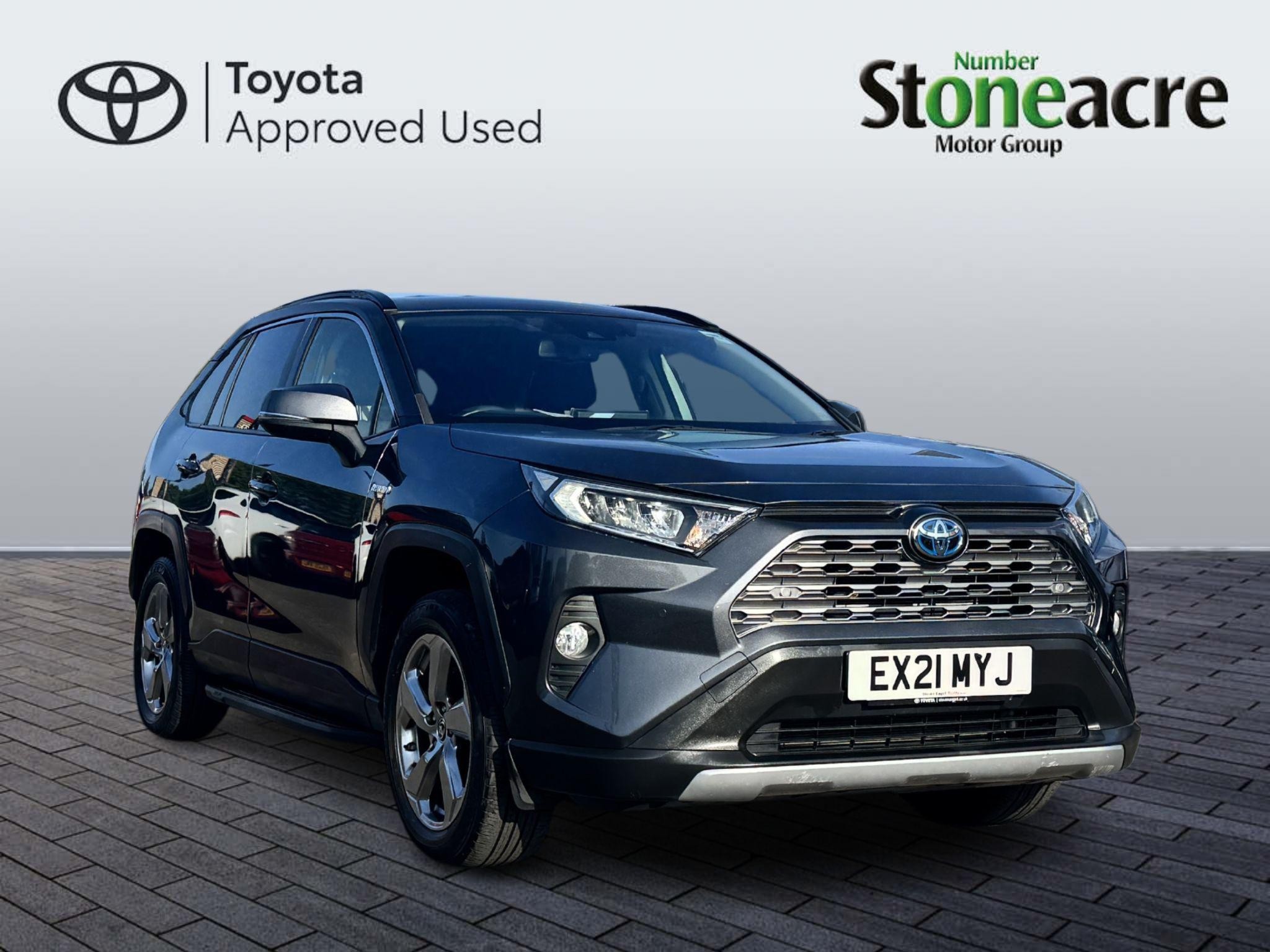 Main listing image - Toyota RAV4