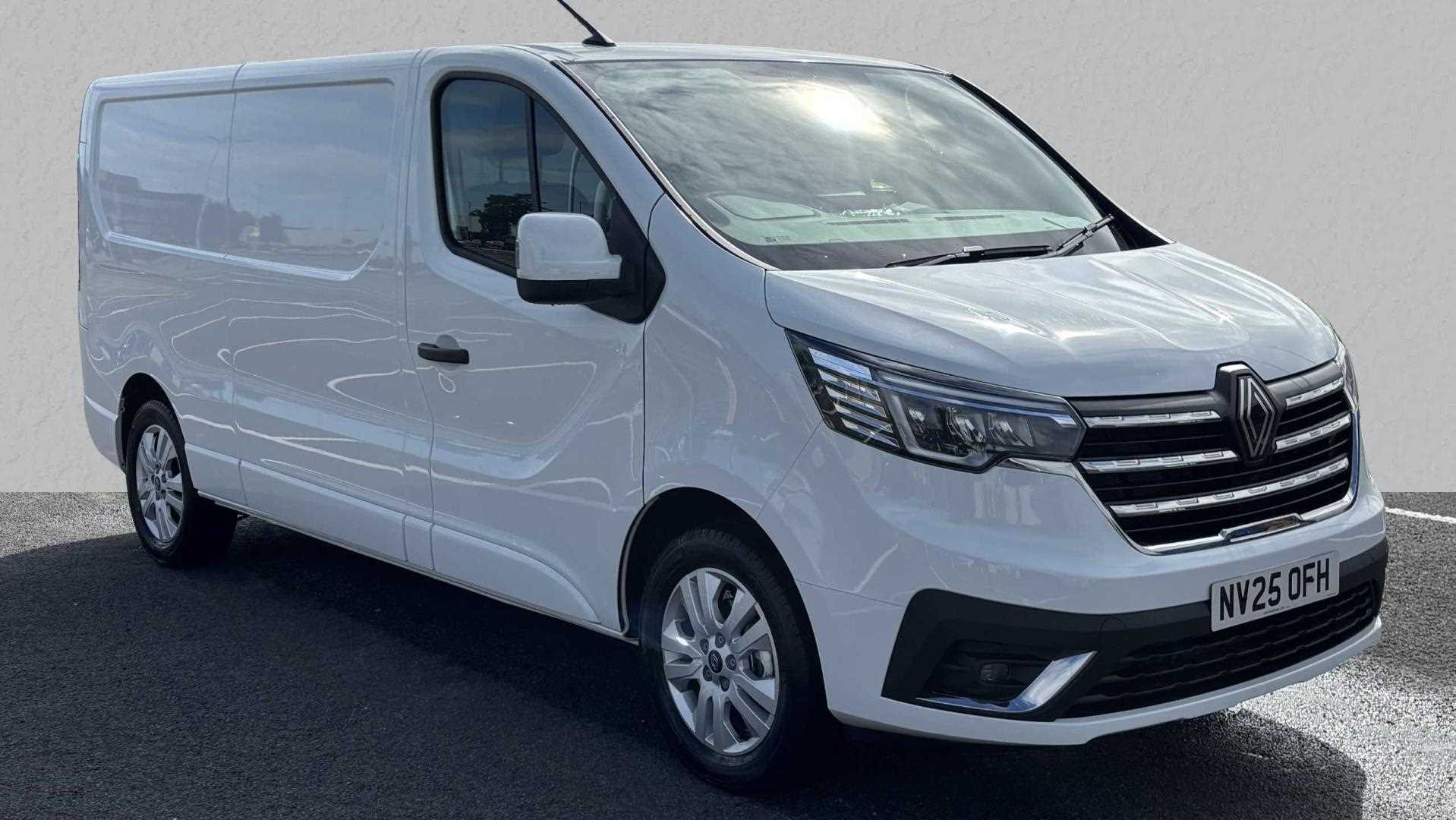 Main listing image - Renault Trafic
