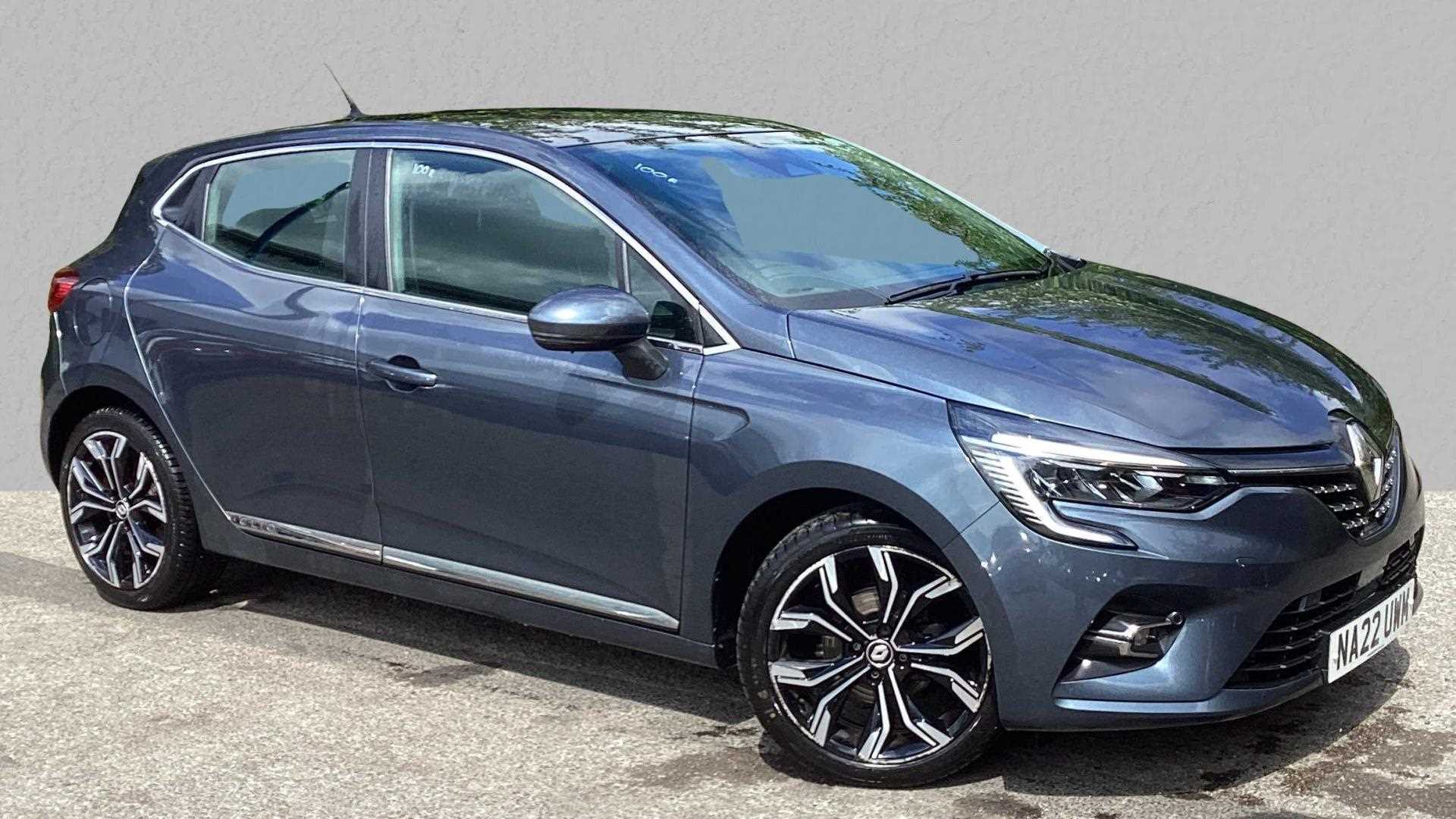 Main listing image - Renault Clio