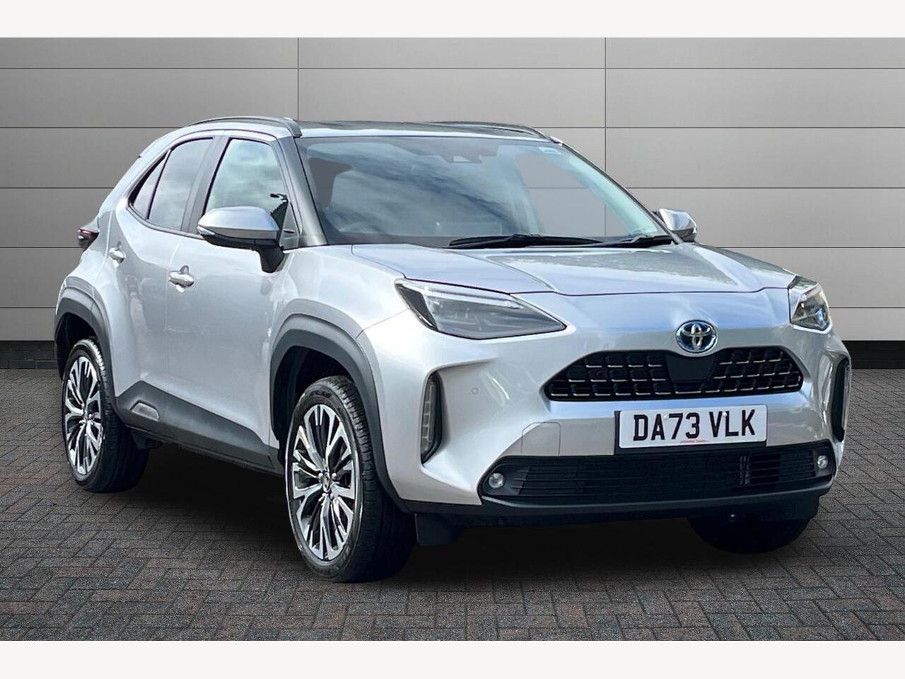 Main listing image - Toyota Yaris Cross