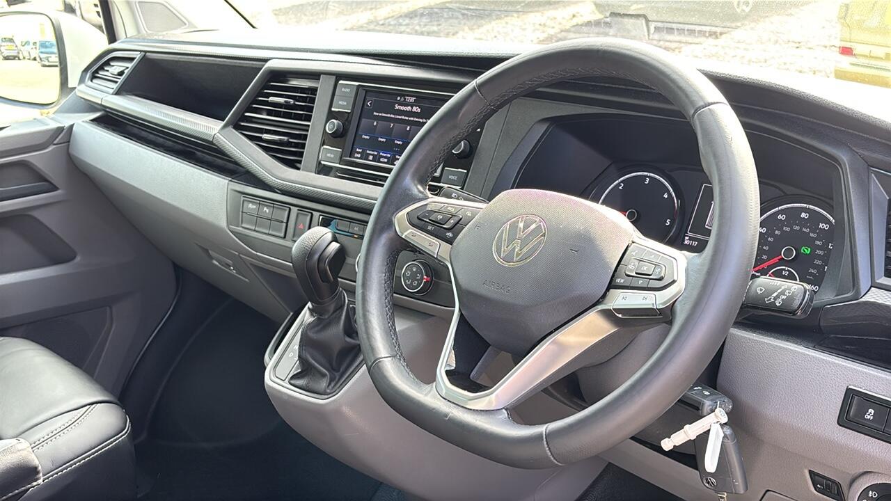 Main listing image - Volkswagen Transporter