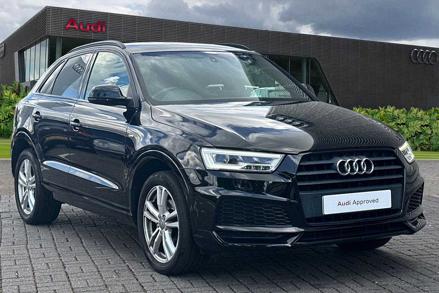 Main listing image - Audi Q3