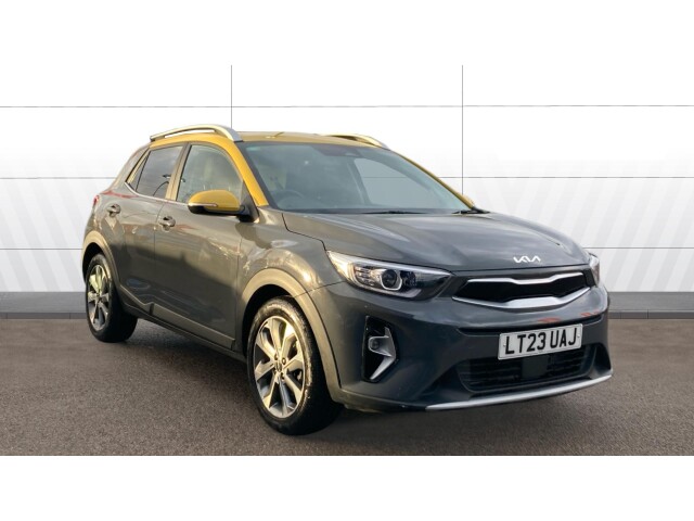 Main listing image - Kia Stonic
