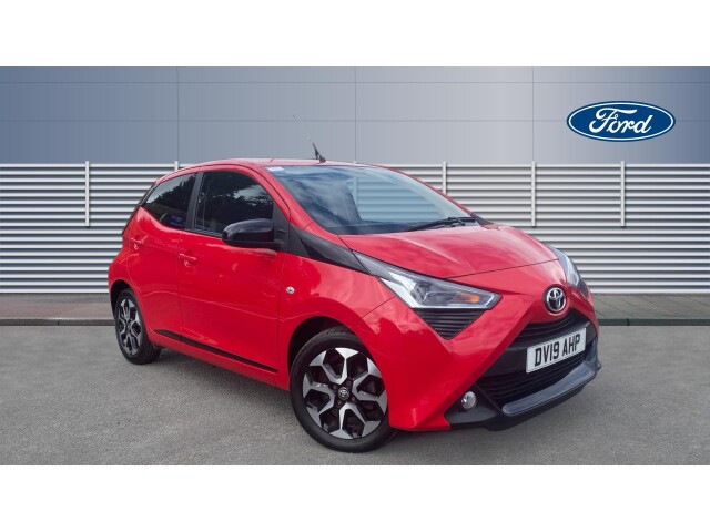 Main listing image - Toyota Aygo