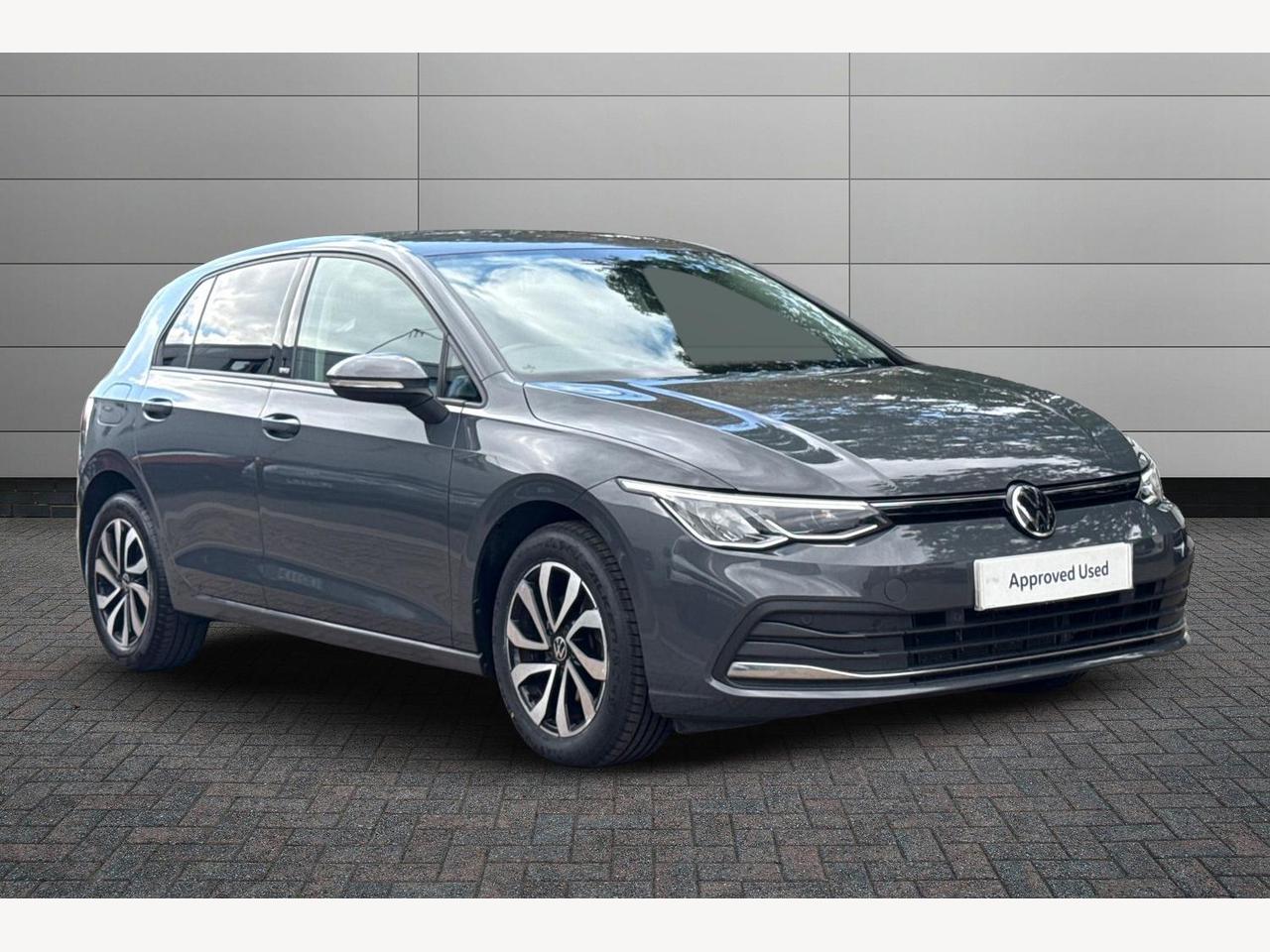 Main listing image - Volkswagen Golf