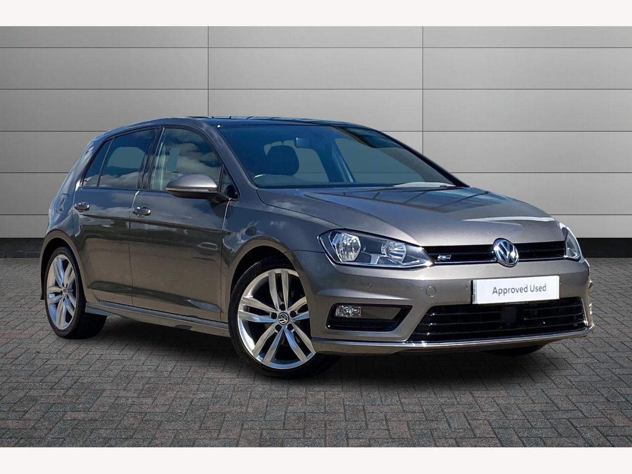 Main listing image - Volkswagen Golf