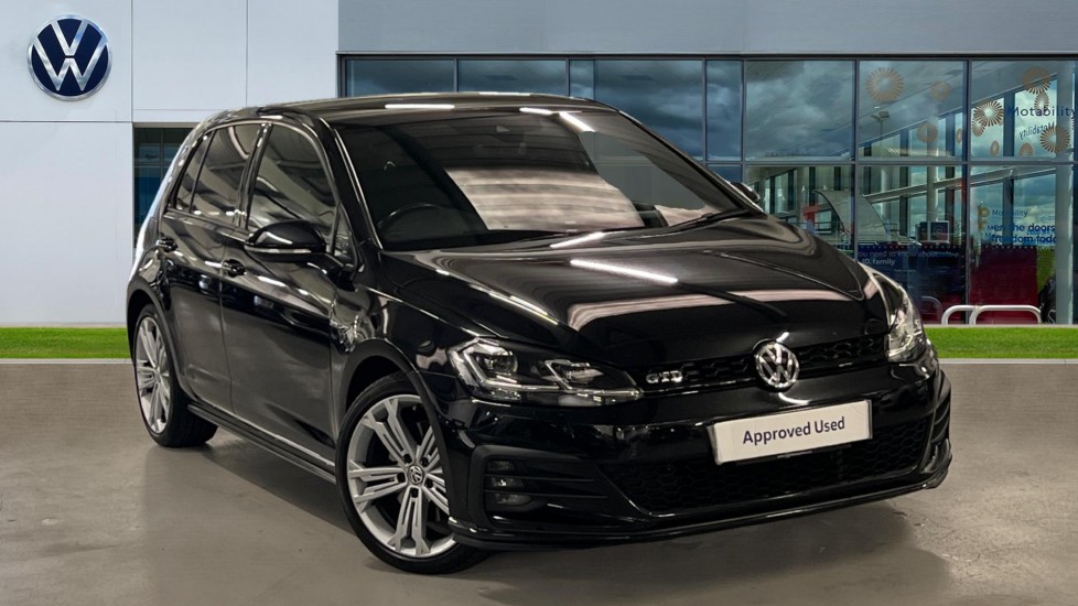 Main listing image - Volkswagen Golf