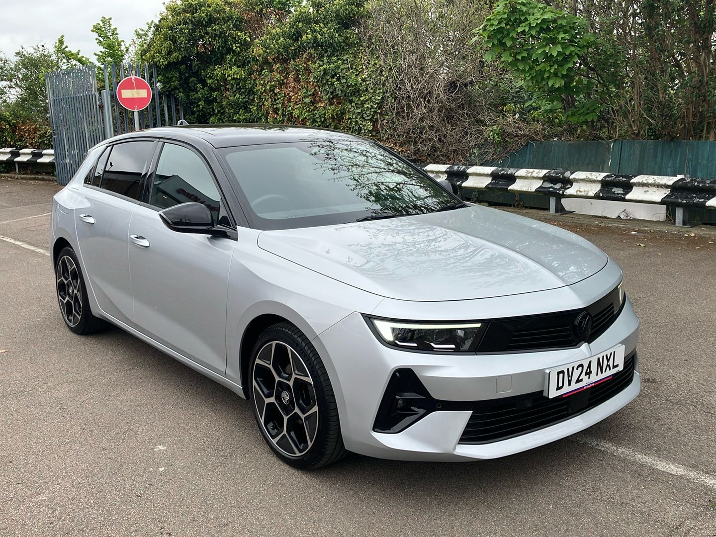 Main listing image - Vauxhall Astra