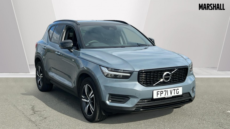 Main listing image - Volvo XC40