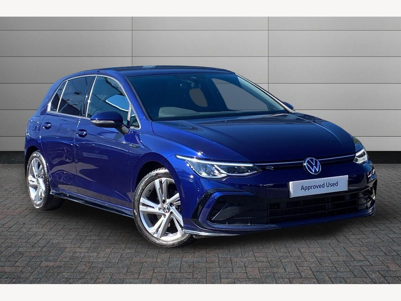 Main listing image - Volkswagen Golf