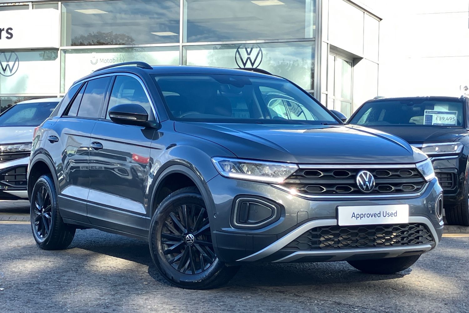 Main listing image - Volkswagen T-Roc