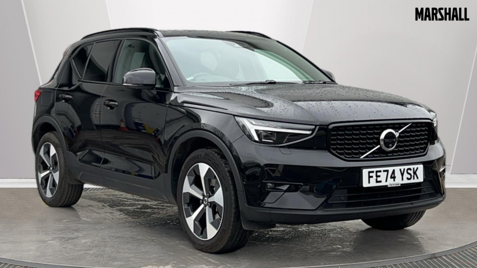 Main listing image - Volvo XC40