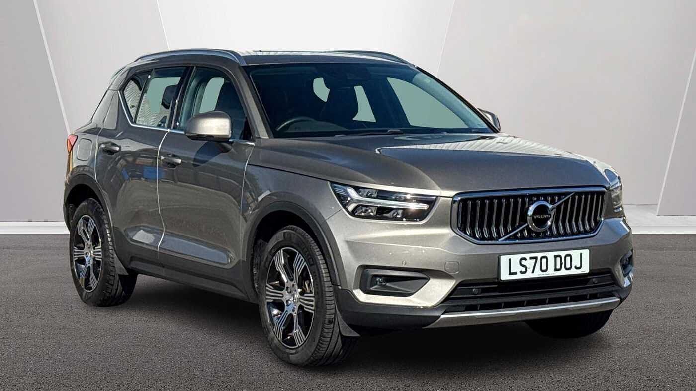 Main listing image - Volvo XC40