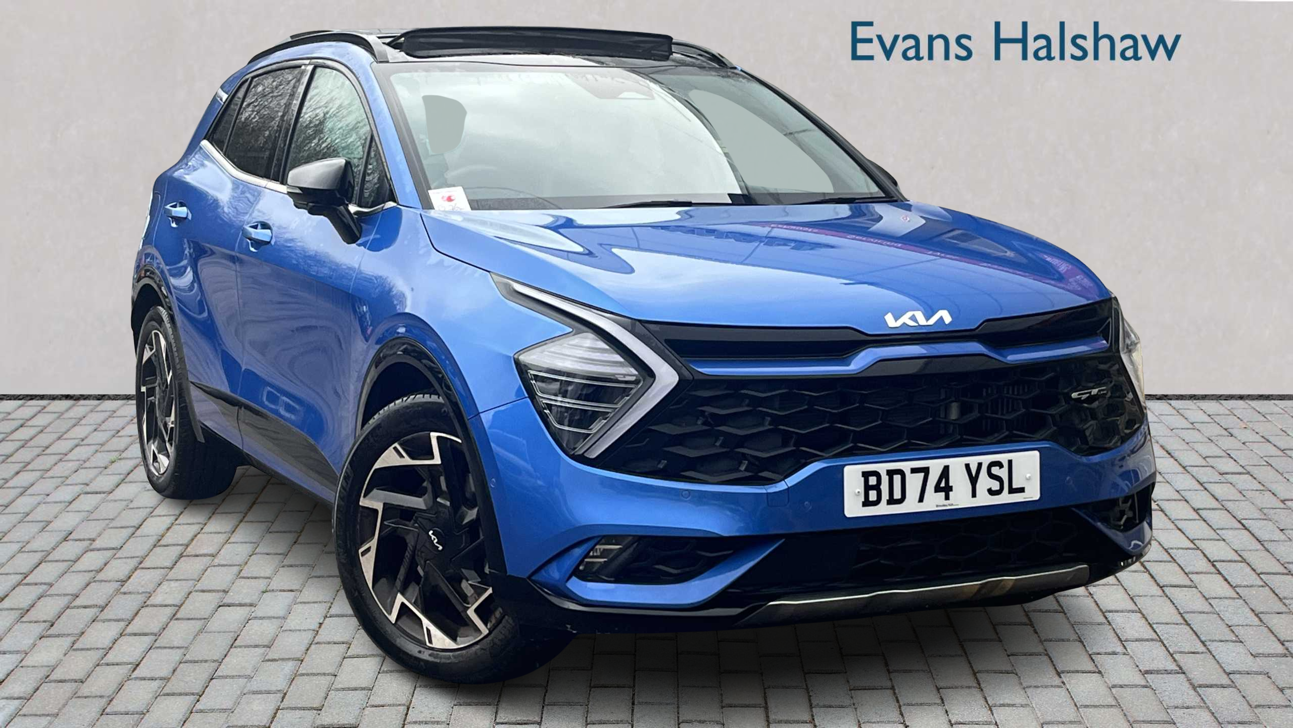 Main listing image - Kia Sportage