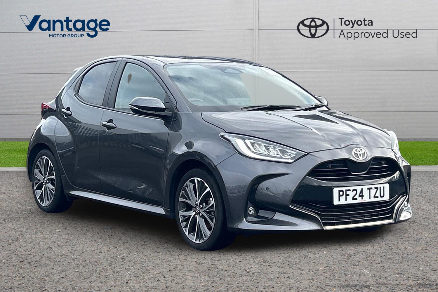 Main listing image - Toyota Yaris