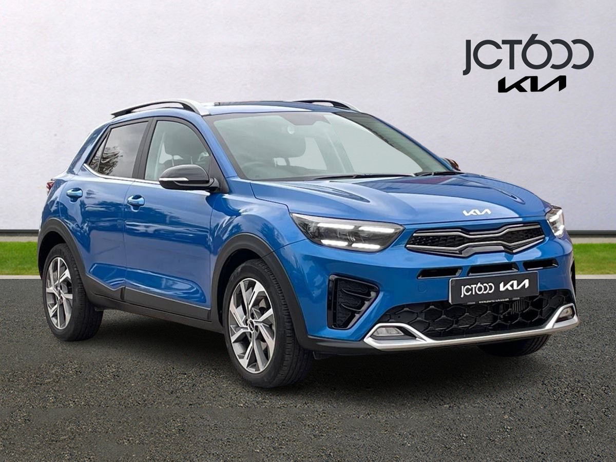 Main listing image - Kia Stonic