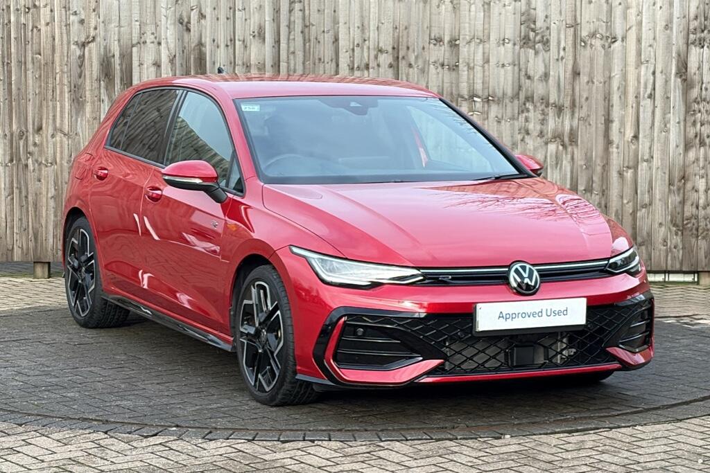 Main listing image - Volkswagen Golf