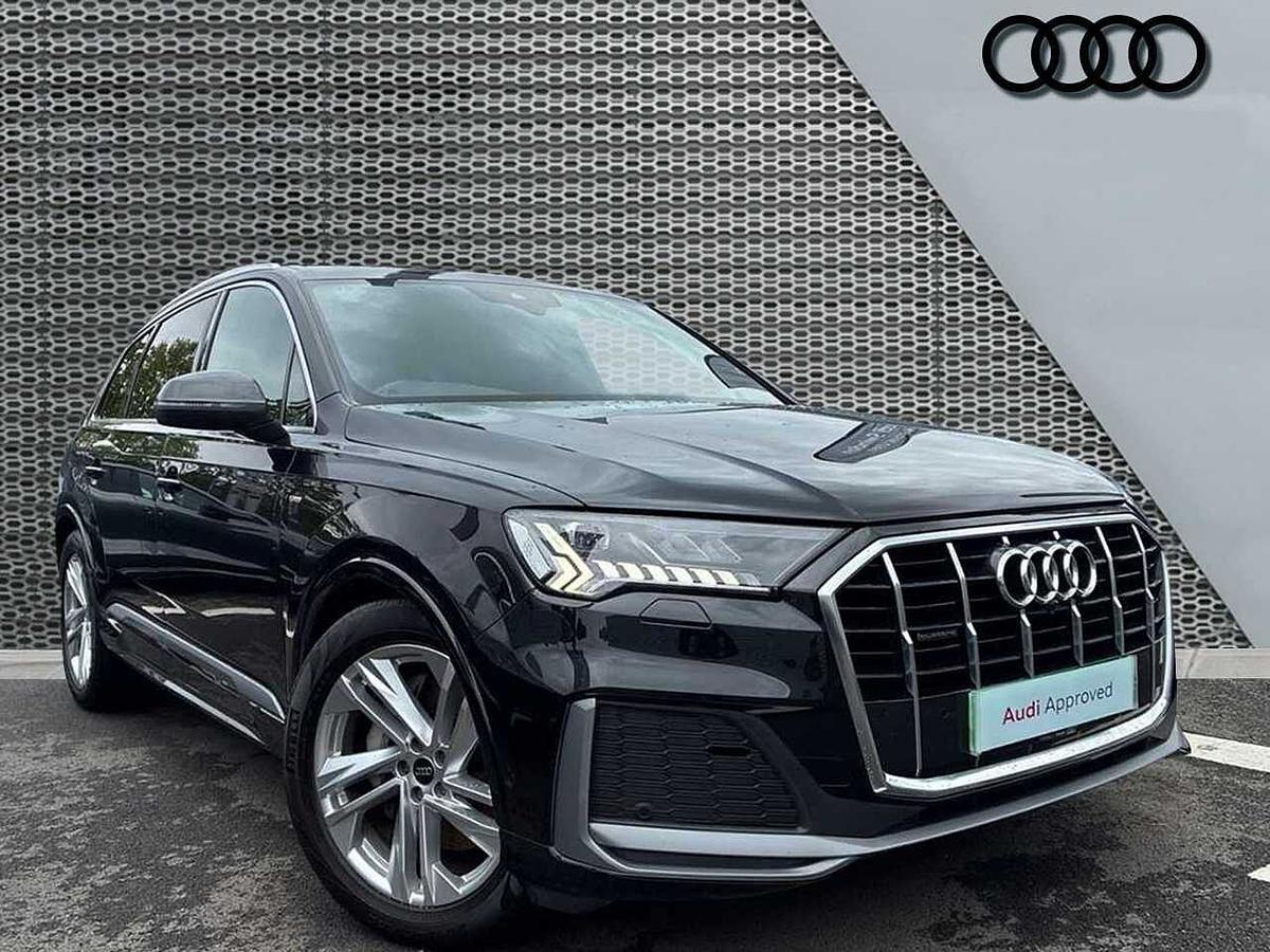 Main listing image - Audi Q7